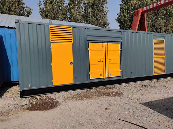 尼玛300kw 柴油发电机组用多大的空气开关？