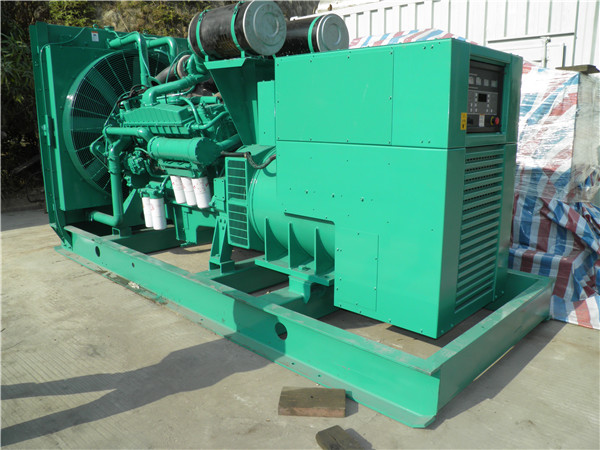 尼玛发电车出租-柴油发电机组在使用的过程中应该做好哪些防护工作