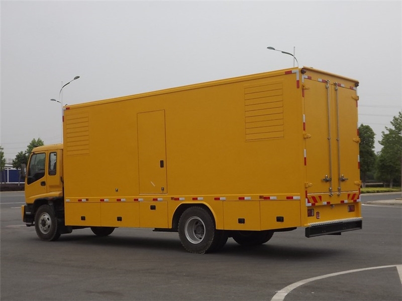 尼玛租赁发电机-进口柴油发电机组和国产柴油发电机组有什么区别？