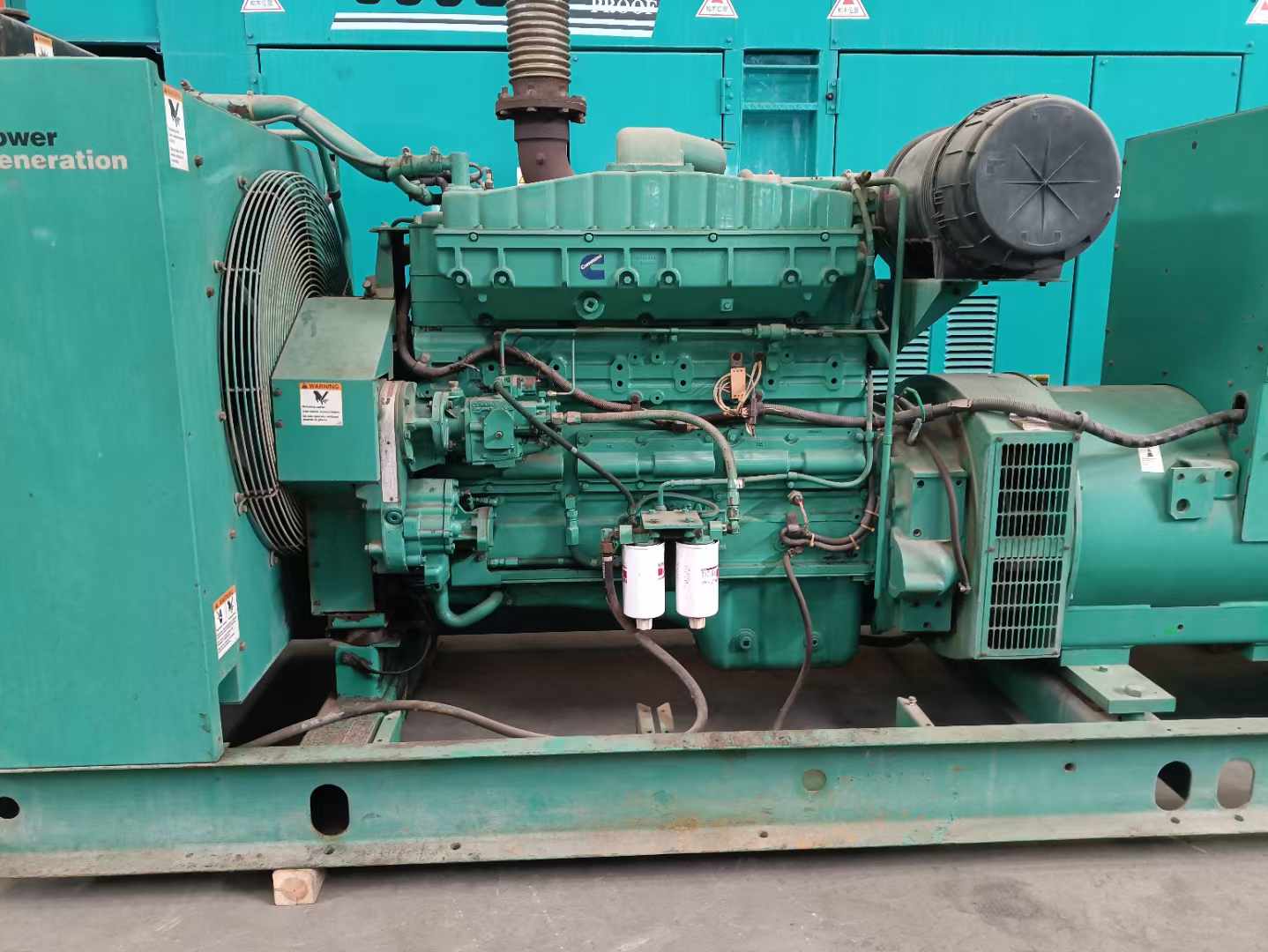 尼玛过载会对 600kW 柴油发电机组造成哪些损害？