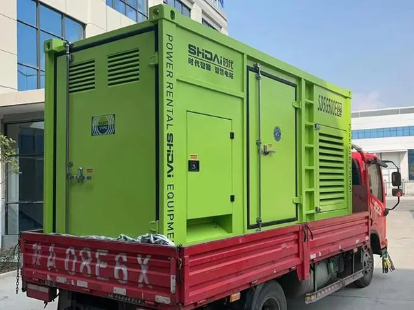 尼玛更换水冷式机油散热器的密封件时，如何选择合适的密封胶？